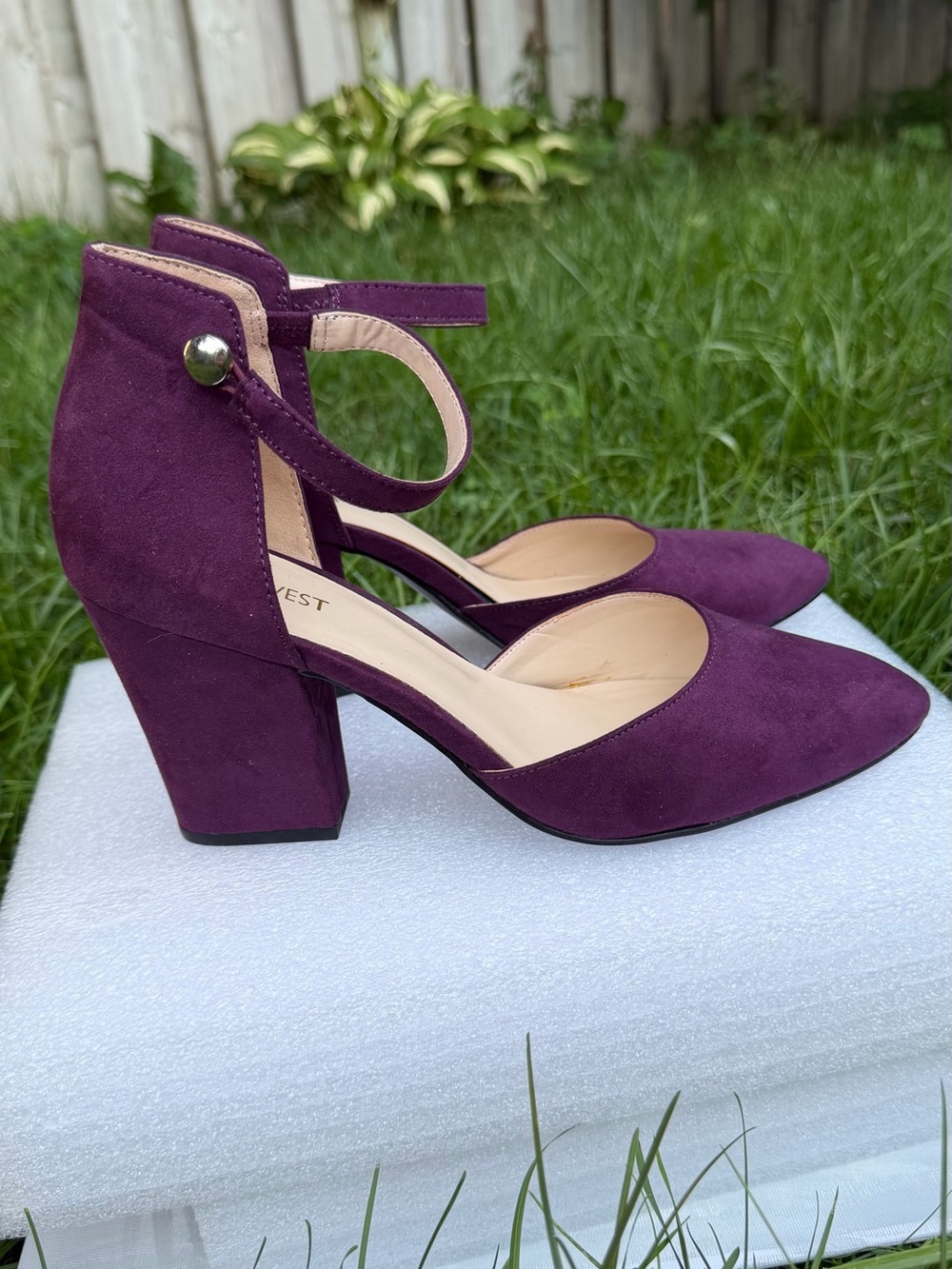 Nine West Purple Plum Ankle Strap Block Heel Pumps Size 8.5